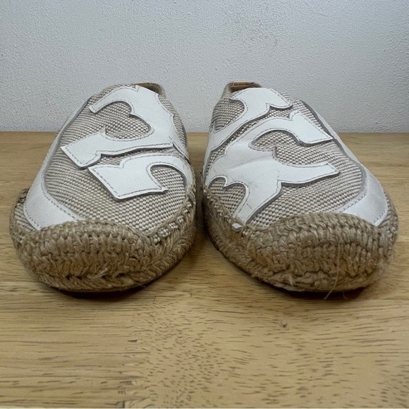 Tory Burch Lonnie Beige and White Woven Canvas Flats Espadrilles Size 9 - Picture 12 of 13